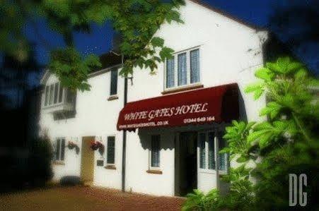 White Gates Hotel Binfield Exteriér fotografie